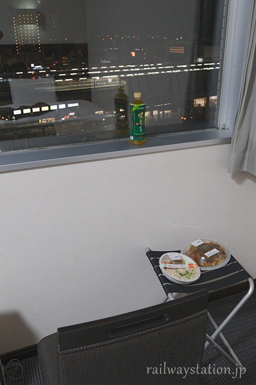 アパホテル京都福知山駅(旧・アールイン福知山)の部屋から眺める福知山駅