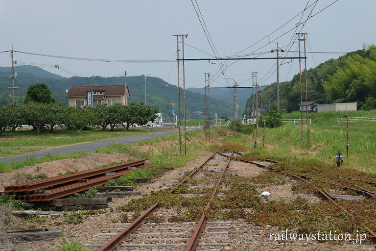 一畑電車・一畑口駅、一畑駅へは廃線となり行き止まりに