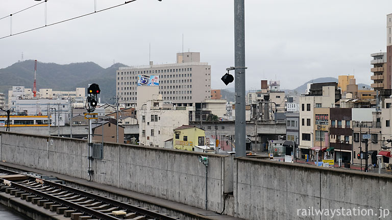 JR姫路駅から見た高尾アパート・大将軍駅と姫路の街並み