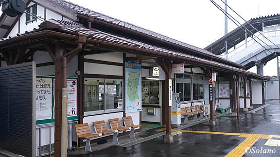 JR東日本・両毛線・国定駅、駅舎ホーム側