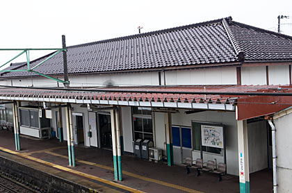 JR信越本線・三条駅、駅舎ホーム側