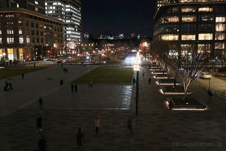 東京ステーションホテル・パレスビューから見た行幸通りの夜景