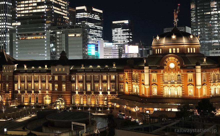 丸ビルから見渡したJR東京駅丸の内駅舎南ドーム