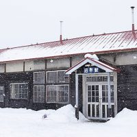 沼牛駅～深名線廃線から21年…甦った木造駅舎～