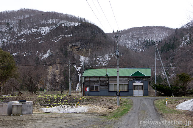 JR北海道の秘境駅、石北本線の下白滝駅