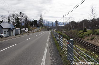 石北本線で駅間徒歩、白滝駅から上白滝駅へ…