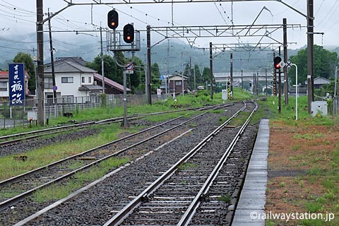 JR九州・佐世保線・三間坂駅、中線もある広い構内