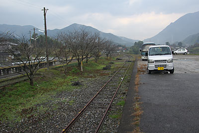 JR九州・日田彦山線・採銅所駅、側線ホーム跡