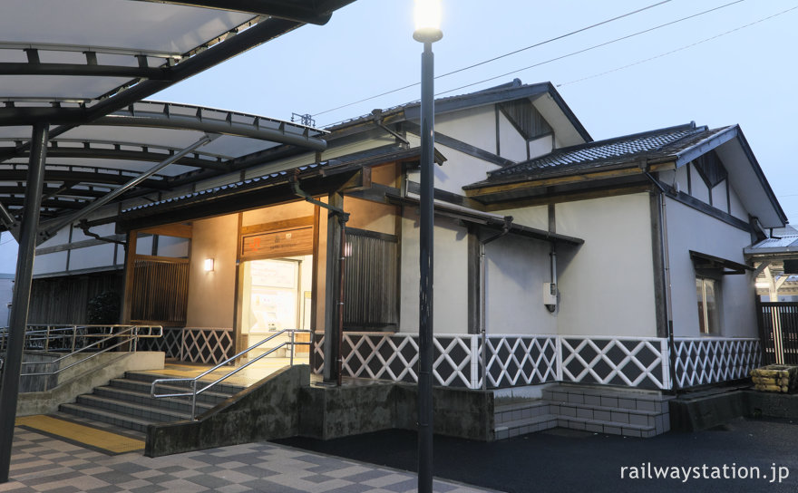 JR東海・東海道本線・原駅、木造駅舎は宿場町風に改修