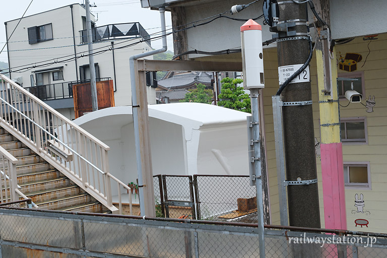 JR紀勢本線(きのくに線)初島駅、姿を現した3Dプリンターの新駅舎