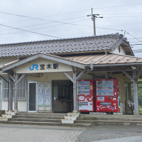 JR西日本山陰本線・宝木駅、かつて銀行が入居していた木造駅舎