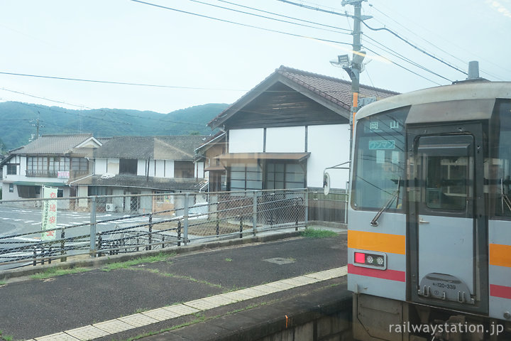 JR西日本津山線・建部駅、駅員宿舎跡地はスロープに改修された