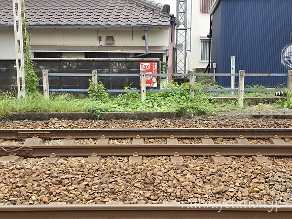 名鉄瀬戸線の廃駅・笠寺道駅のホーム跡