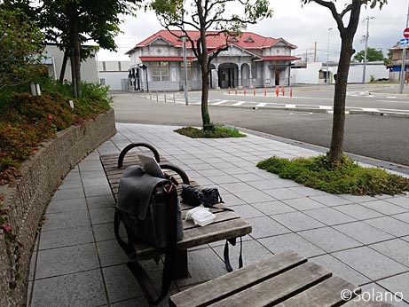 堺市、南海浜寺公園駅前