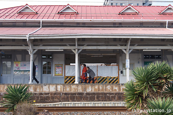 南海浜寺公園駅、旧駅舎使用停止された翌日の風景