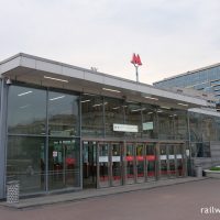 クトゥーゾフスカヤ駅～モスクワ地下鉄の駅は豪華さで有名、だけど…～