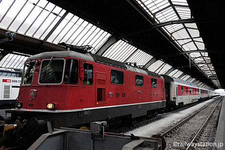 ハンブルグからチューリッヒ中央駅に到着した夜行列車