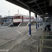 鹿島鉄道の終点・鉾田駅、プラットホームと改札口