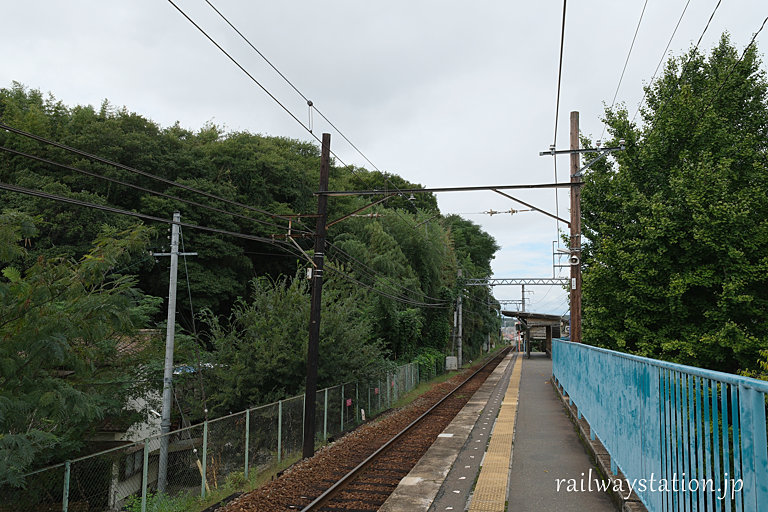 神戸電鉄・粟生線、三木上の丸駅プラットホーム