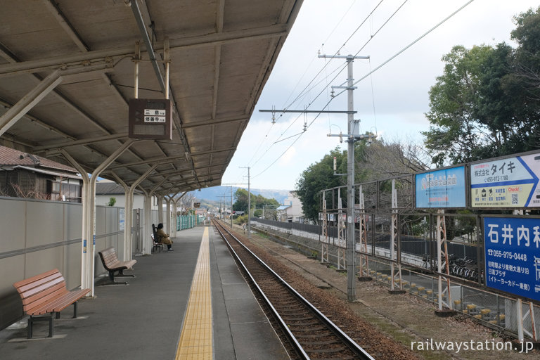 伊豆箱根鉄道駿豆線、三島二日町駅1面1線のプラットホーム