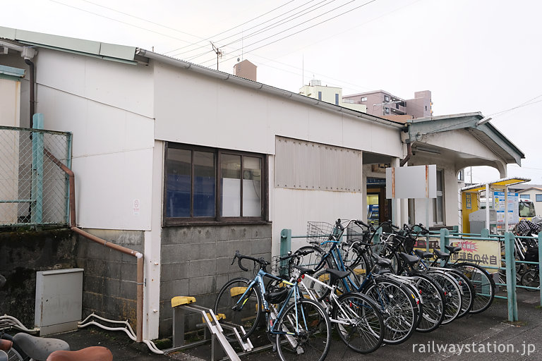 伊豆箱根鉄道駿豆線・三島二日町駅、駅舎後方からの眺め