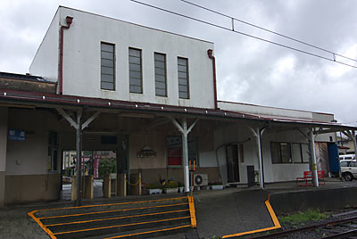 富士急行・大月線・下吉田駅、駅舎ホーム側