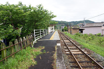 天竜浜名湖鉄道・尾奈駅、1面1線の棒線駅