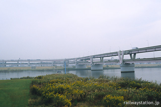 東武鉄道・伊勢崎線・堀切駅近くの隅田川