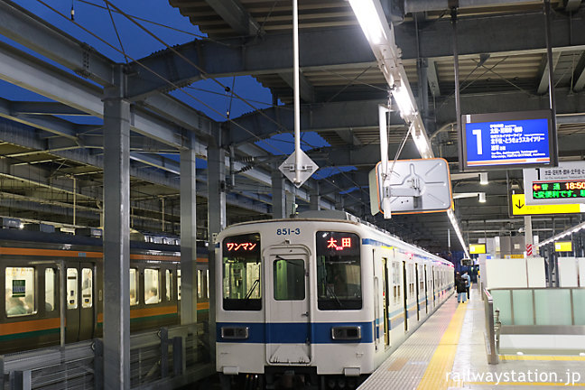 東武鉄道・伊勢崎線・伊勢崎駅、高架化されたホーム