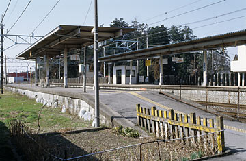 東武鉄道・日光線・合戦場駅プラットホーム