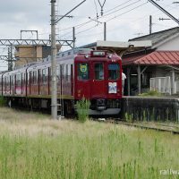 養老鉄道・揖斐駅、元近鉄車の610形が停車中